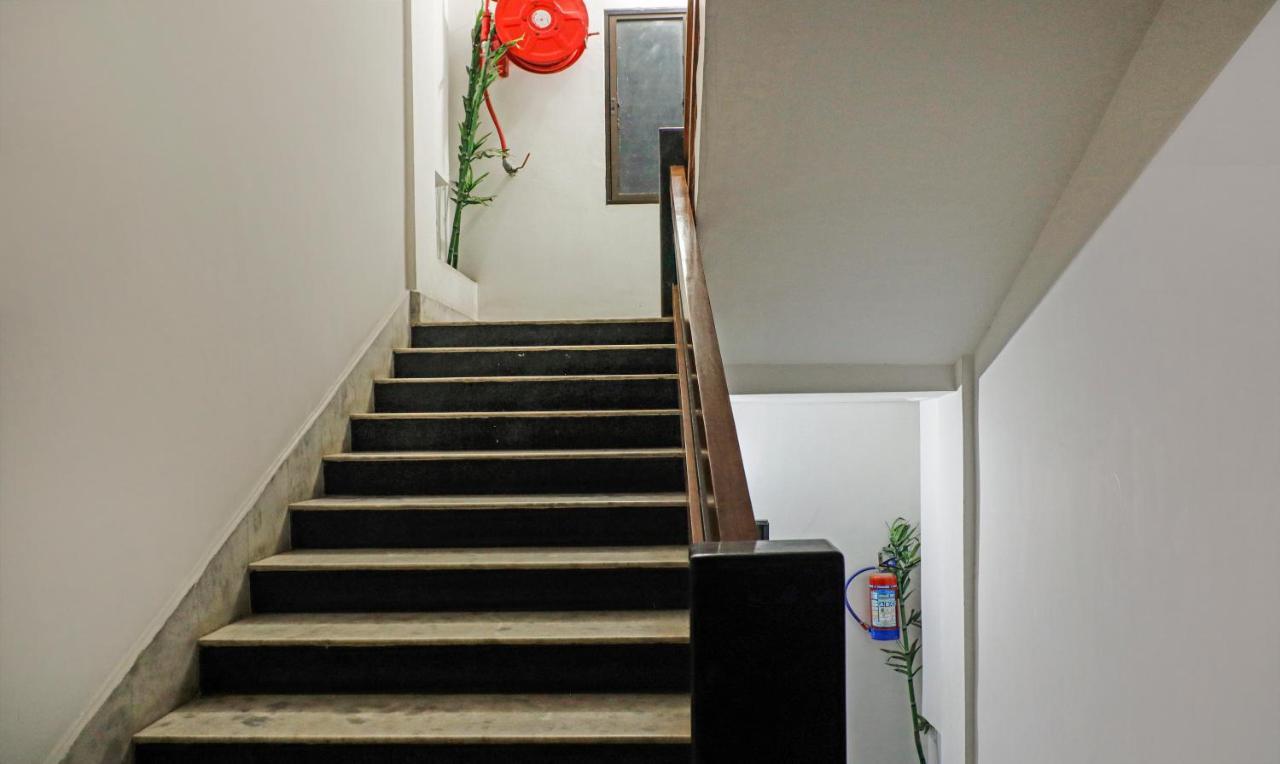 Treebo Umal Homestay Ganeshguri Guwahati Exteriör bild