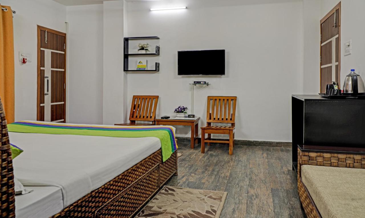 Treebo Umal Homestay Ganeshguri Guwahati Exteriör bild