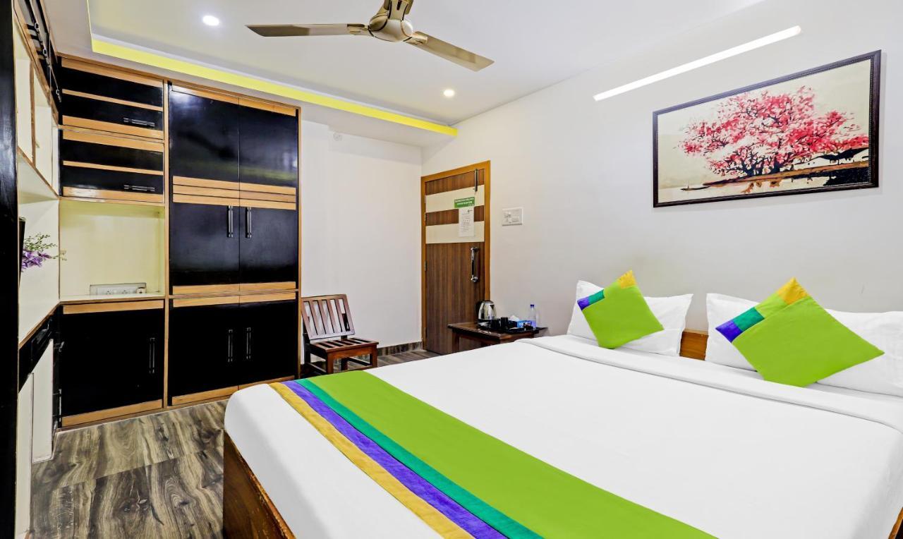 Treebo Umal Homestay Ganeshguri Guwahati Exteriör bild